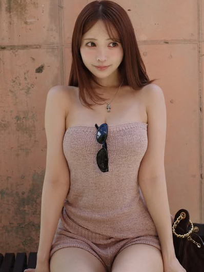 三上悠亜
